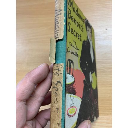 1946 CHARLES LASCELLES "MADAME BENOIT'S SECRET" FICTION HARDBACK BOOK (P3)