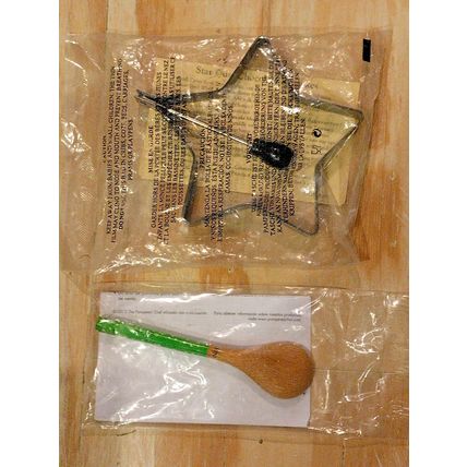 Pampered Chef Star Pancake Mold & Petite 5" Bamboo Snowflake Spoon Green #1225