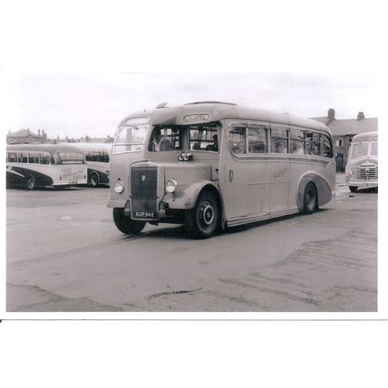 Black & White Photo of Airflow Coaches Ltd. of West Bromwich - KUP 948 ex Iveson