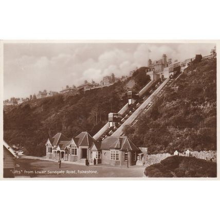 E780 FOLKESTONE - LIFTS FROM LOWER SANDGATE ROAD