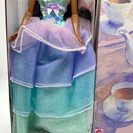 Mattel 1997 Avon Spring Tea Party Barbie African American Doll #18657