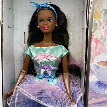 Mattel 1997 Avon Spring Tea Party Barbie African American Doll #18657