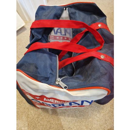 Vintage American Airplan Holidays Bag