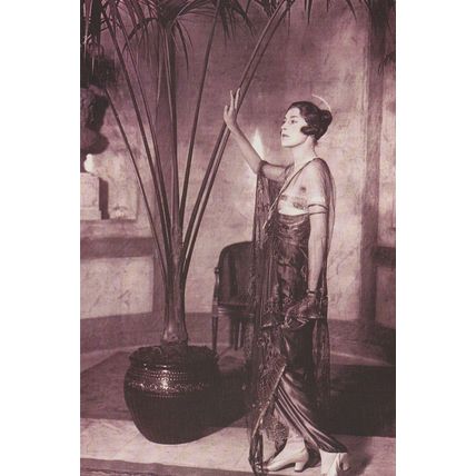 Postcard High Fashion 1920 Evening Dress Hyde Park Hotel Clothes - Nostalgia