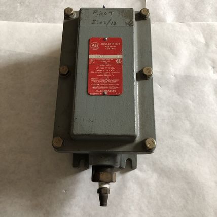 ALLEN BRADLEY 836-C6E,BULLETIN 836 PRESSURE CONTROLLER,EB