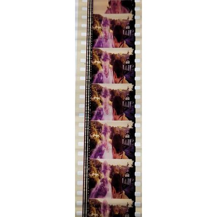 Pk DAU - B - MIX - e 0116L . - 1 STRIP OF 5 - 35MM FILM CELLS. ( )