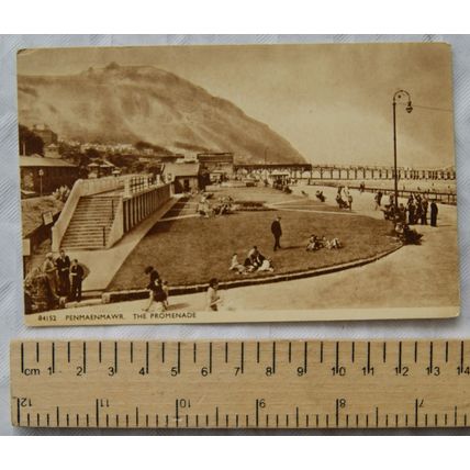 vintage postcard Penmaenmawr, The Promenade