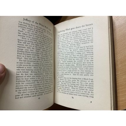 ANTIQUE "JEFFREY OF THE WHITE WOLF TRAIL" WESTERN COWBOY FICTION BOOK (P4)