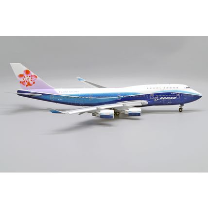 B747-400 DREAMLINER CHINA AIRLINES REG: B-18210 - REG: B-18210 W/S - PRE ORDER