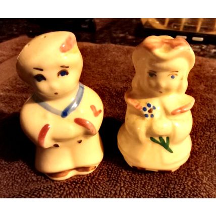 Old Vintage Shawnee Salt & Pepper Shakers Boy Blue & Bo Peep 3 1/2" Tall 1940s