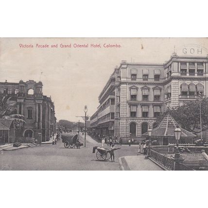 B699 COLOMBO - VICTORIA ARCADE AND GRAND ORIENTAL HOTEL .PRINTED POSTCARD