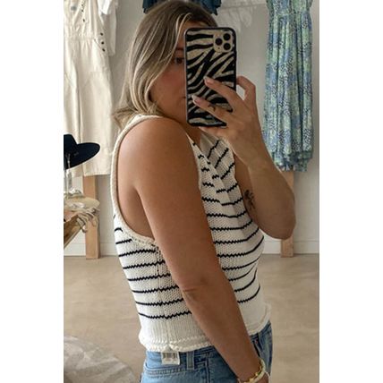 Black Stripe Raw Edge Crew Neck Knitted Vest