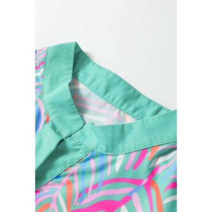 Green Abstract Print Split Neck Bracelet Sleeve Shift Dress