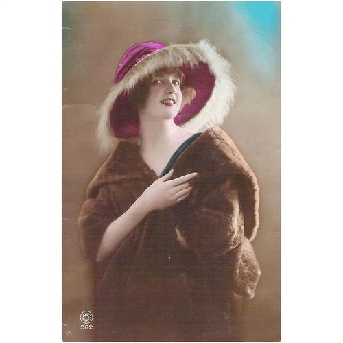 CARTE POSTALE - MODE - FEMME A CHAPEAU - REF 107