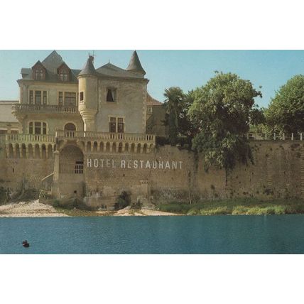 Hotel Restaurant Du Chateau Rue De Verdun French Waterfront Postcard