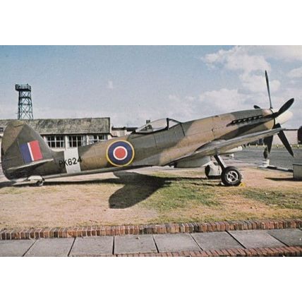 Vickers Armstrong Supermarine F22 Rolls Royce Engine Spitfire Postcard