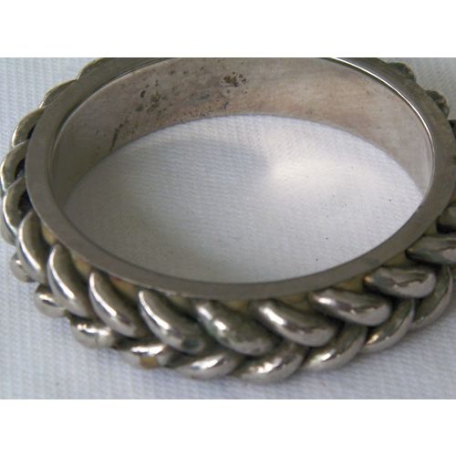 BOLD SILVERTONE VINTAGE BRACELET 8''