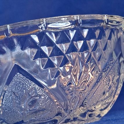 KIM Indonesia GLASS CANDY JAR Bowl Dish KIG Nut Hearts Roses Fleur De Lis
