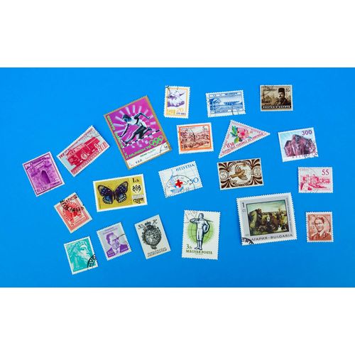 World Selection 0036 - Used Stamps - 20 Stamps - Unchecked