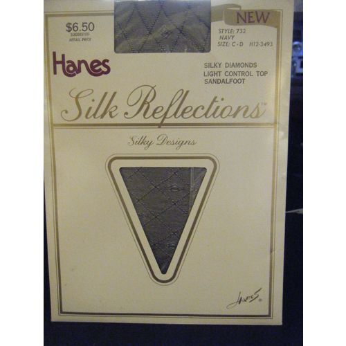 Silk Reflections Silky Diamonds Designs Light Control Top Pantyhose - Size C-D