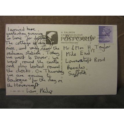 OAST HOUSES, KENT.. used postcard. by J. Salmon 1982 pm =