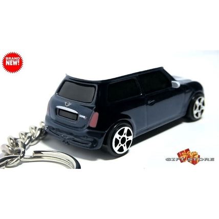 RARE KEYCHAIN BRITISH RACING GREEN BMW MINI COOPER CUSTOM Ltd GREAT GIFT