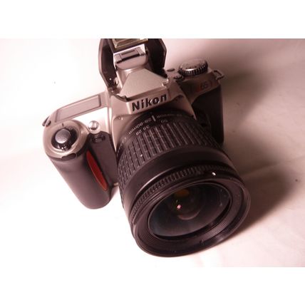 Nikon N65 35mm Film Camera with 28-80mm lens