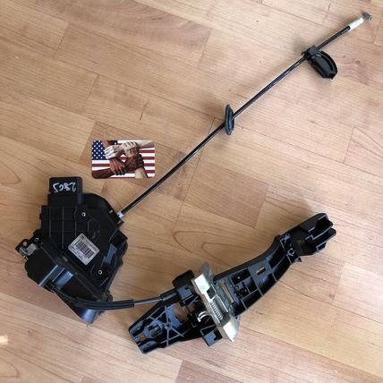 Land Rover LR2 Left Rear Door Latch Actuator + Handle Base 8X2A-26413-CC