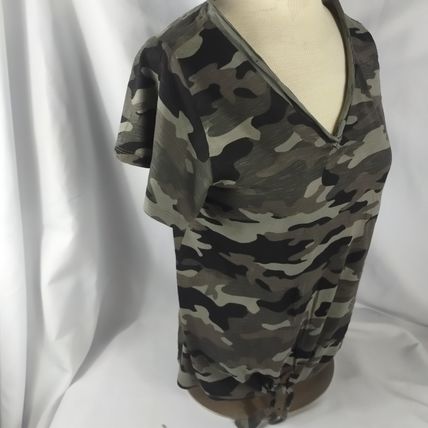 The Sweatshirt Project Womens V-Neck Camo Black/Green T-Shirt Sz Small