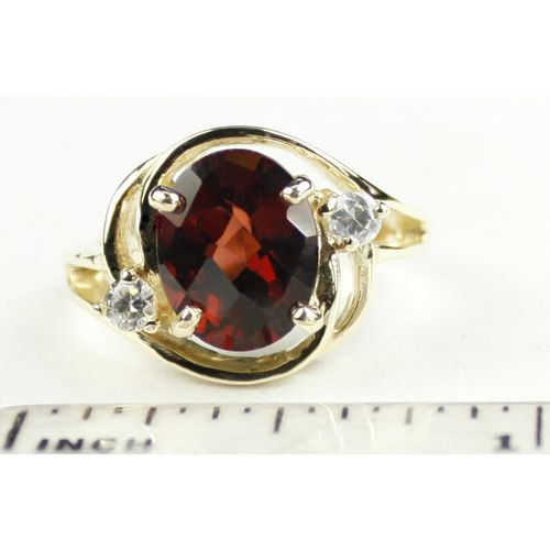 Mozambique Garnet, 10KY Gold Ring, R021