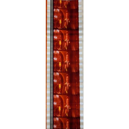 Pk GEB - Z - MIX - A 018r . 1 STRIP OF 5 - 35MM FILM CELLS. ( S )