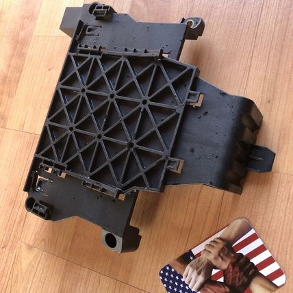 Volvo 30729835 S60 V60 V70 S80 XC90 XC60 XC70 ECM Bracket Holder