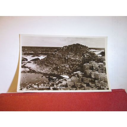 THE HONEYCOMB, GIANTS CAUSEWAY, CO. ANTRIM, N.IRELAND used postcard RP 1938 pm =