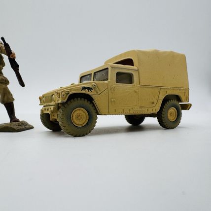 Corgi 1:64 HUMVEE Medical Battalion 3rd Infantry Division Diecast Soldiers Lot