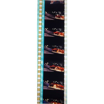 Pk GEB - i - MIX - d099U . 1 STRIP OF 5 - 35MM FILM CELLS. ( WANTED )