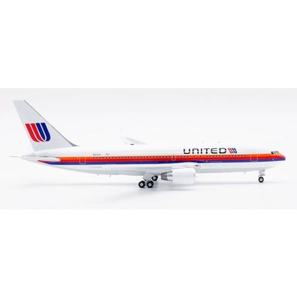B767-200 UNITED SAUL BASS REG: N611UA WITH STAND- INFLIGHT 200 IF762UA0123 1/200
