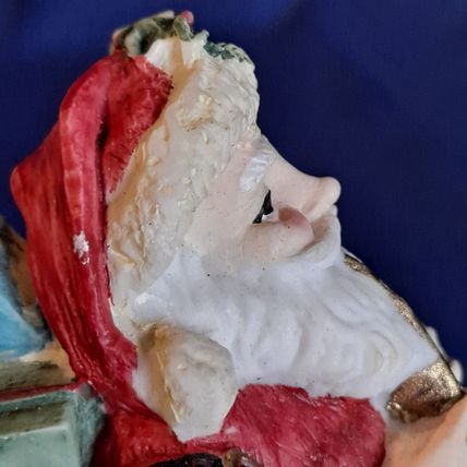 International Resourcing SANTA Claus 4 1/2 FIGURINE 1992 Christmas United States