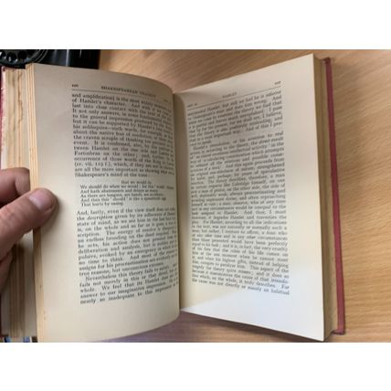 1951 "SHAKESPEAREAN TRAGEDY" LECTURES ON SHAKESPEARE LARGE HARDBACK BOOK (P4)