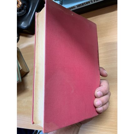 1951 "SHAKESPEAREAN TRAGEDY" LECTURES ON SHAKESPEARE LARGE HARDBACK BOOK (P4)