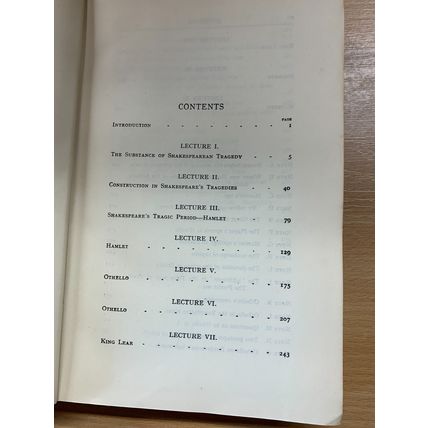 1951 "SHAKESPEAREAN TRAGEDY" LECTURES ON SHAKESPEARE LARGE HARDBACK BOOK (P4)