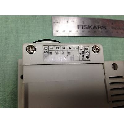 NEW SMC VV5Q21-08C6T0-NS,FQ PNEUMATIC MANIFOLD PLUG-IN, 3/4" NPT,SMC VV5Q21,EW
