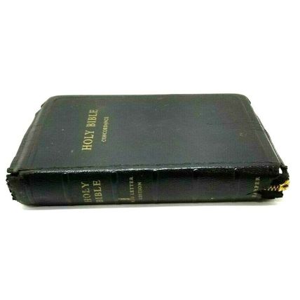 The Holy Bible KJV Red Letter Edition w/ zipper by Harper & Brothers 1950s (G37