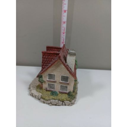 the kent HOUSE ENGLANDS CLASSIC COTTAGES MINIATURE COLLECTIBLE 1996