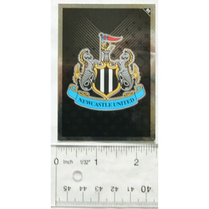 2010/11 Topps Match Attax Trading Card R13 club logo Newcastle United