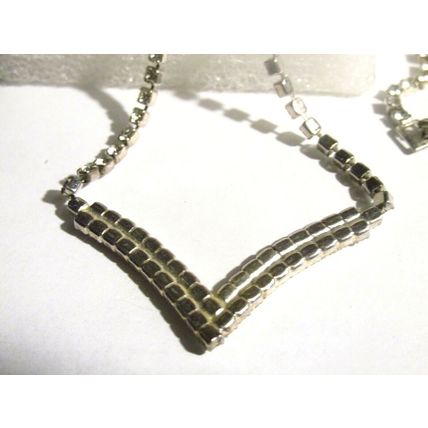 Vintage Sparkly Rhinestone Encrusted Necklace & Earring Set