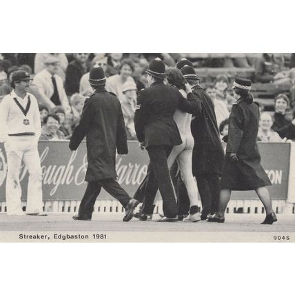 Cricket Streaker Police At Edgbaston England Vs Australia 1981 Postcard