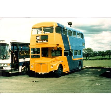 Colour Photograph of Kelvin Scottish Omnibus Co Ltd. WLT 471 ex London Transport