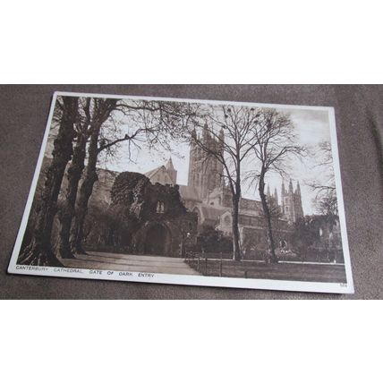 Photochrom Postcard - Gate of Dark Entry, Canterbury Cathedral - Kent