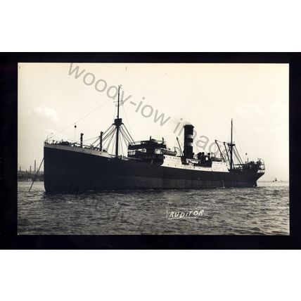 bf1626 - Harrisons Cargo Ship - Auditor - built 1924 - B Feilden photograph