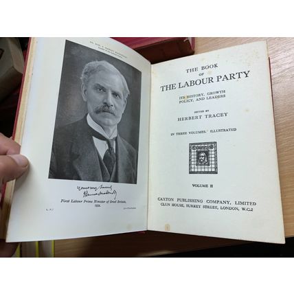 RARE* VINTAGE "THE BOOK OF THE LABOUR PARTY" VOLUMES 1-3 HARDBACK BOOKS (P14)